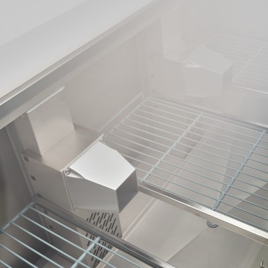 STALGAST - Table réfrigérée 3 portes pour salades avec surélévation en verre, V 368 l