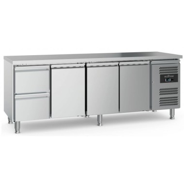 Table réfrigérée 3 portes et 2 tiroirs - Combisteel