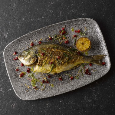 Assiette oblongue Raku Quartz Noir pour chefs, 298x153mm - Finedine