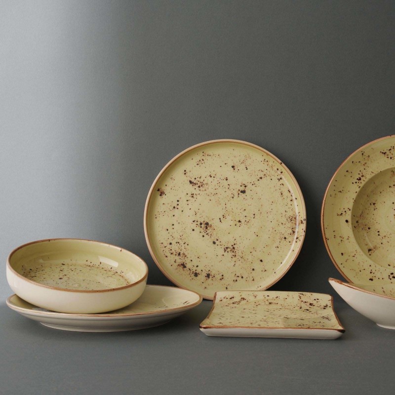 Assiette en forme d'olive bio, 350x210mm - Finedine