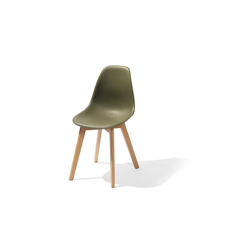 Veba - Keeve chaise empilable sans accoudoirs Vert structure en bois de bouleau et assise en plastique