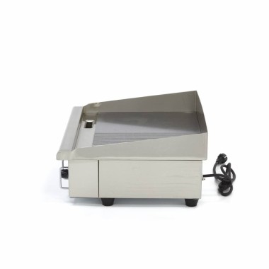 Maxima - Plancha - Demi-rainurée - 55 cm - incluant le bac de récupération des jus