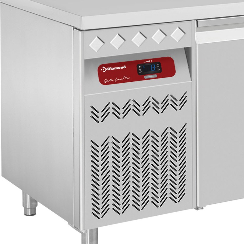 DIAMOND - Table frigorifique ventilée-4 portes GN1/1-550 litres